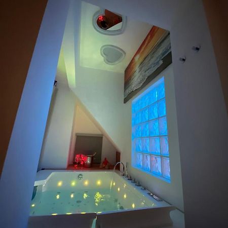 Visavi' Luxury Room Torre A Mare Eksteriør bilde