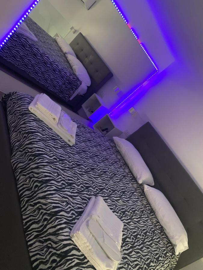 Visavi' Luxury Room Torre A Mare Eksteriør bilde