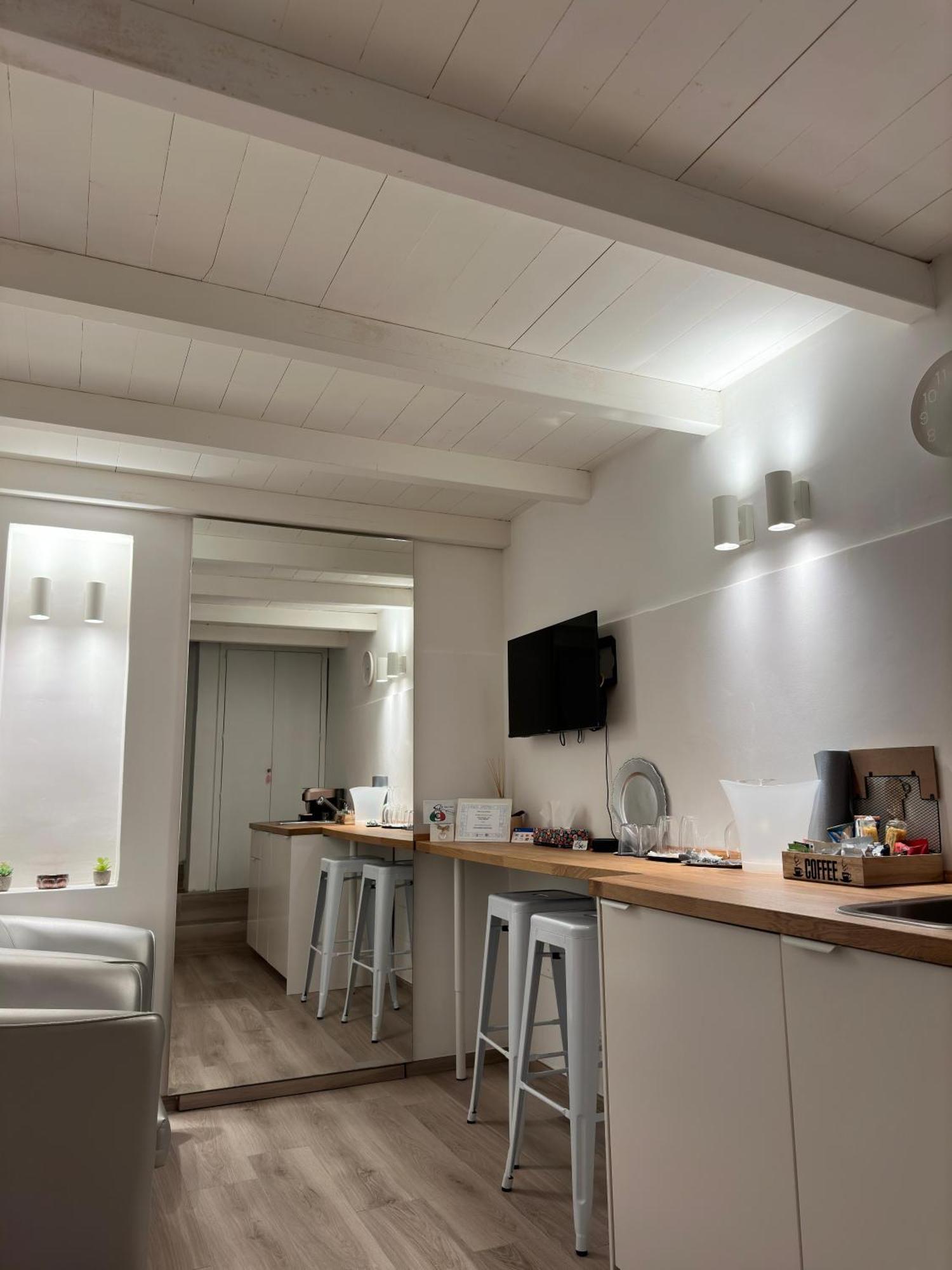 Visavi' Luxury Room Torre A Mare Eksteriør bilde